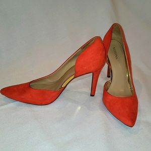 🧡Gorgeous Merona size 8.5 orange heals🧡